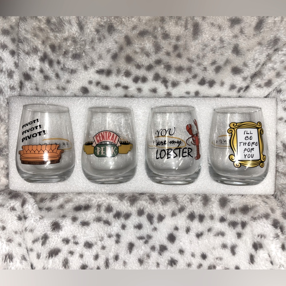 FRIENDS STEMLESS WINE GLASSES